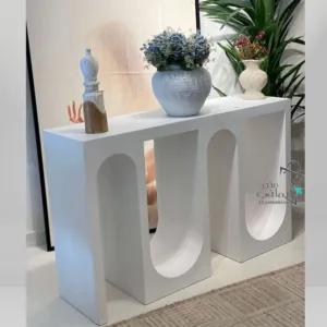 كونسول خشبي لمدخل المنزل