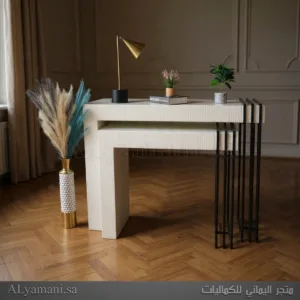 طاولة مدخل كونسول ابيض بقاعدة حديد
