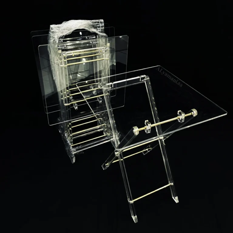 طاولة خدمة اكريليك مربعة بفواصل ذهبية