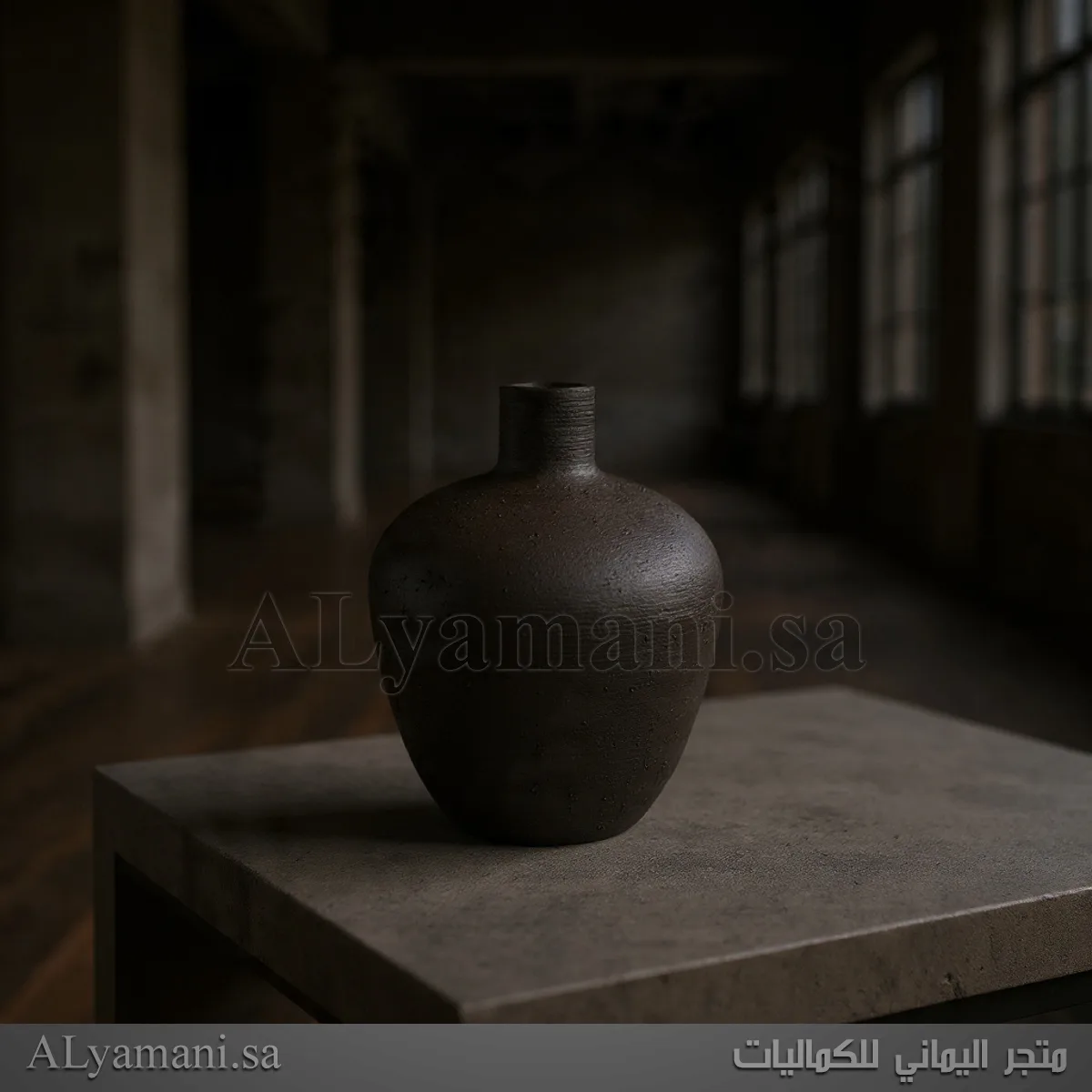 فازة مزهرية عريضة معتقة سيراميك اسود