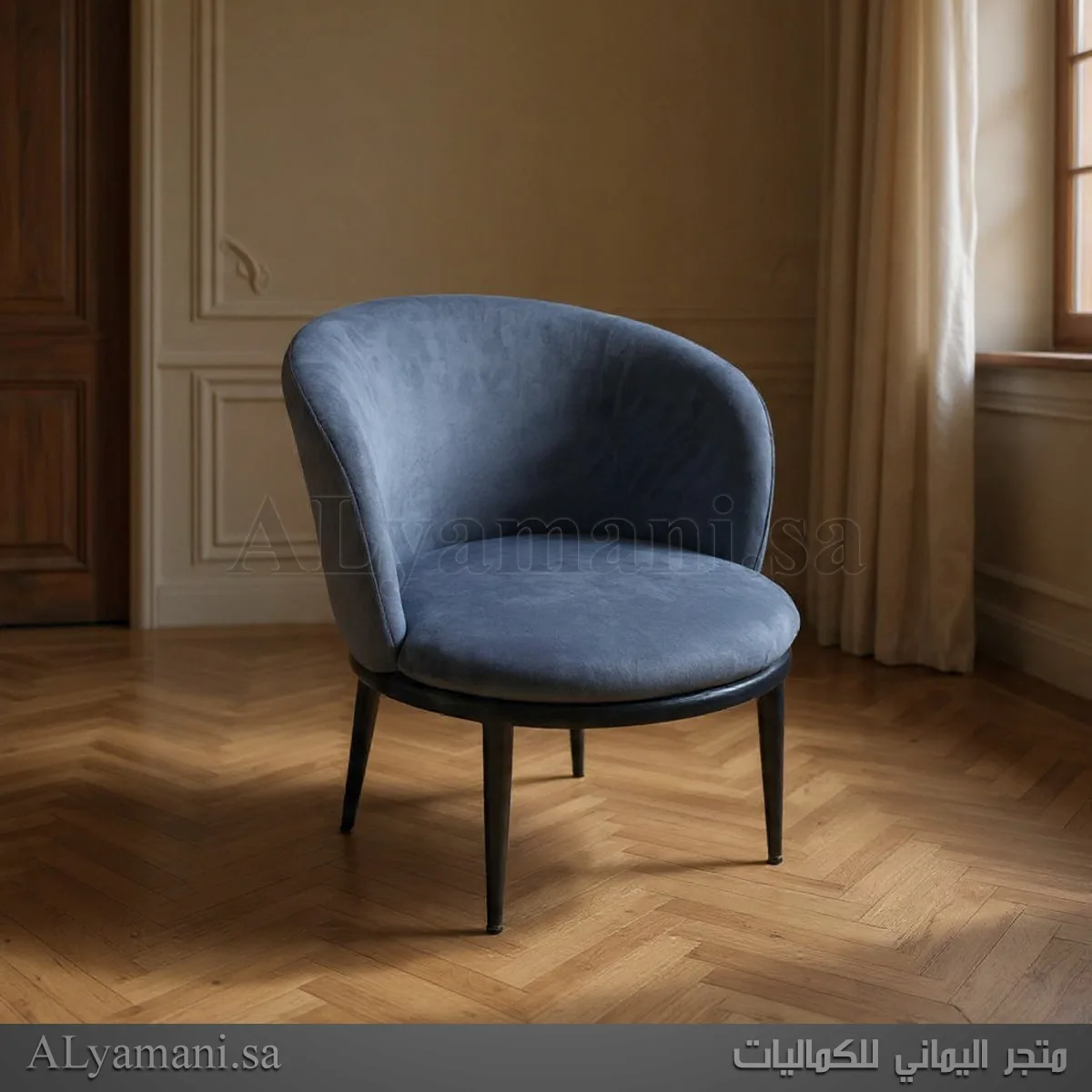 طقم جلسة كافيهات كرسيين وطاولة رمادي مخملي - صورة للكرسي